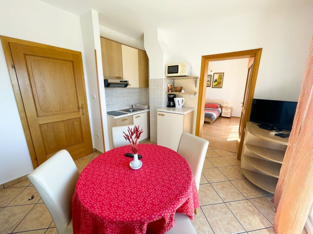 Apartman Kira 1