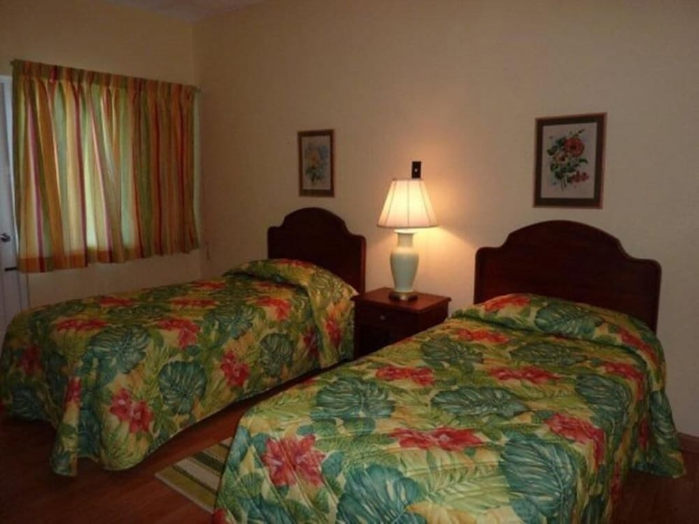 Miramar Villa