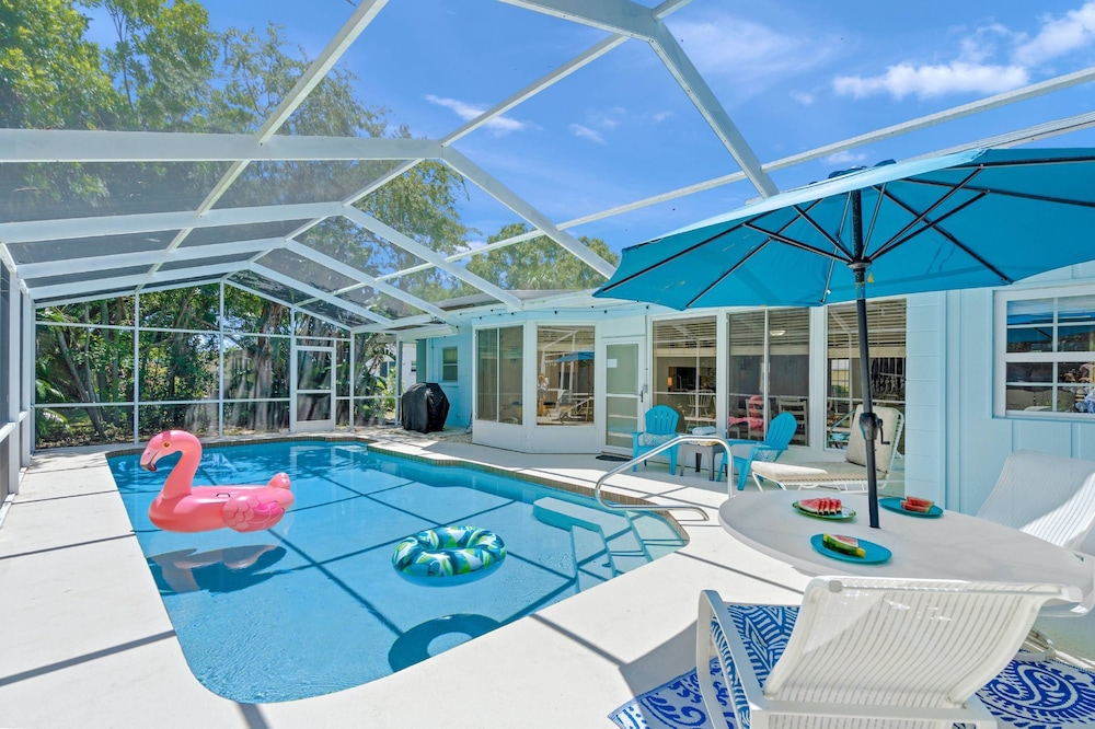 Sand Dollar Cottage