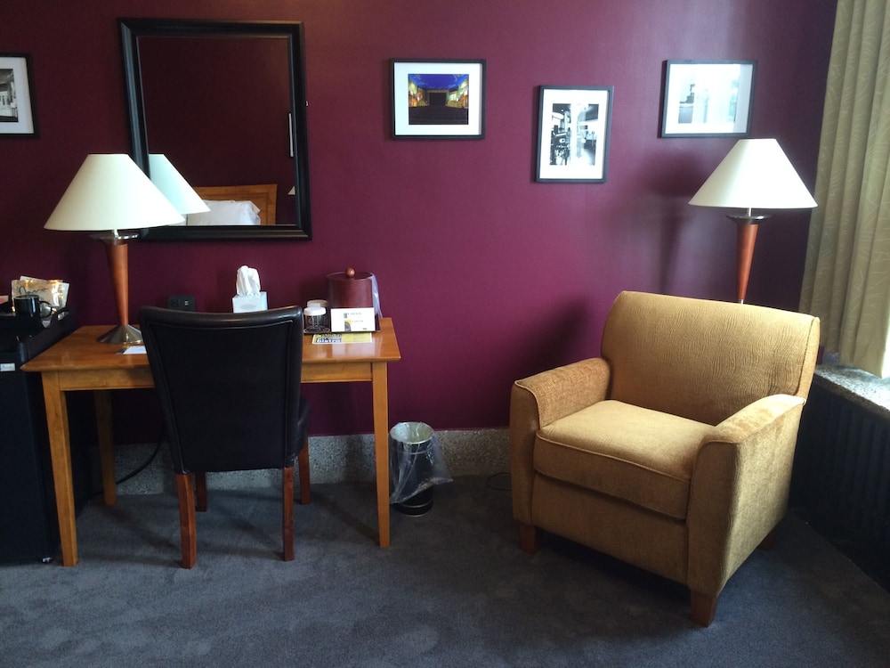 Brattleboro Vacations - Latchis Hotel - Property Image 5
