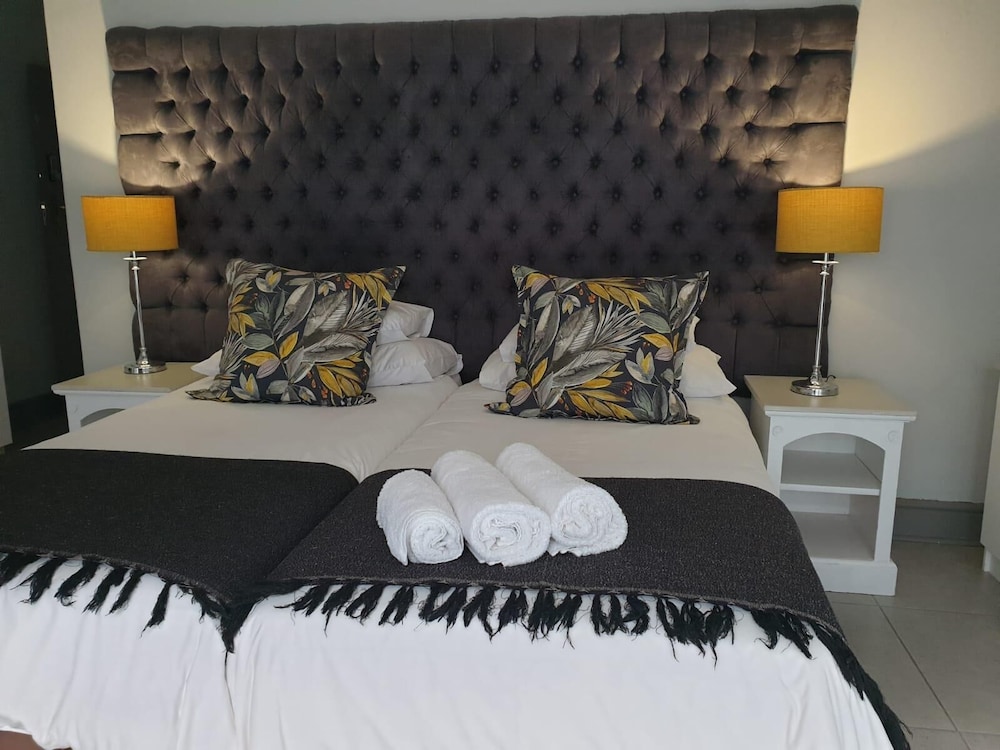 Leeuwenzee Guest House