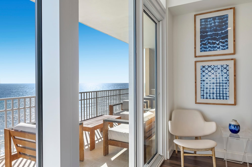 Vista Del Mar 806