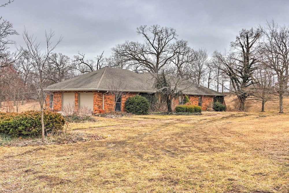 Spacious Home w/ Pond 13 Mi to Columbia! - Property Image 17