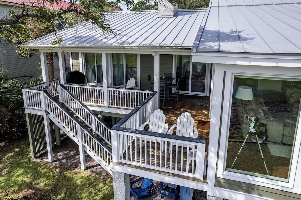 111 Cardinal Crest