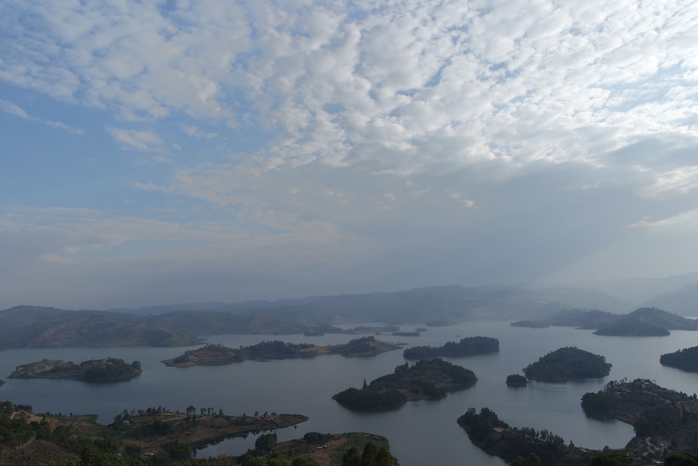 Arcadia Lodges Lake Bunyonyi