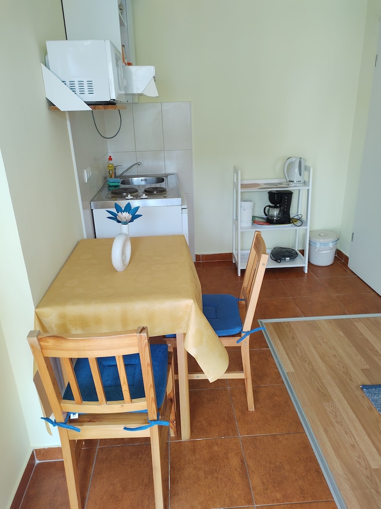 Anna Guesthouse