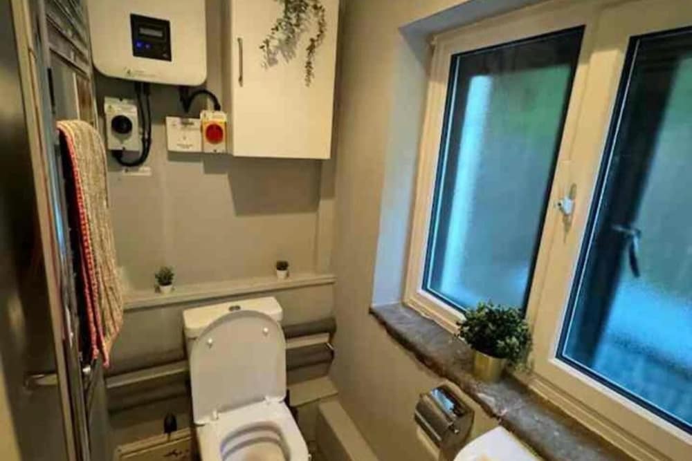 Grange Cottage Retreat in Bolton