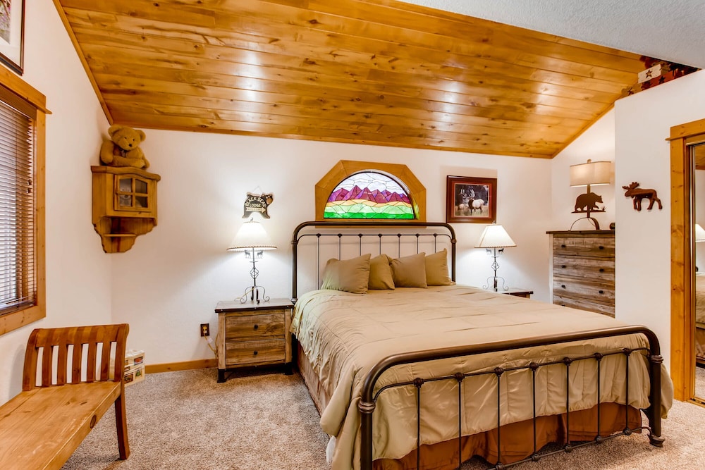 Estes Park Condos - Property Image 125