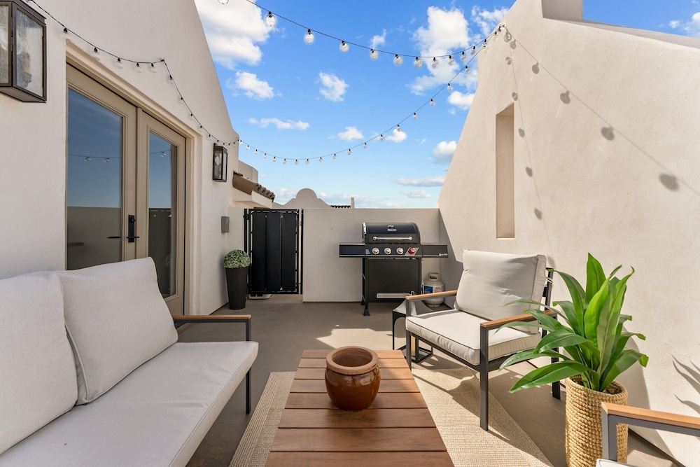 Alys At Desert Color 4 Bedroom Townhouse