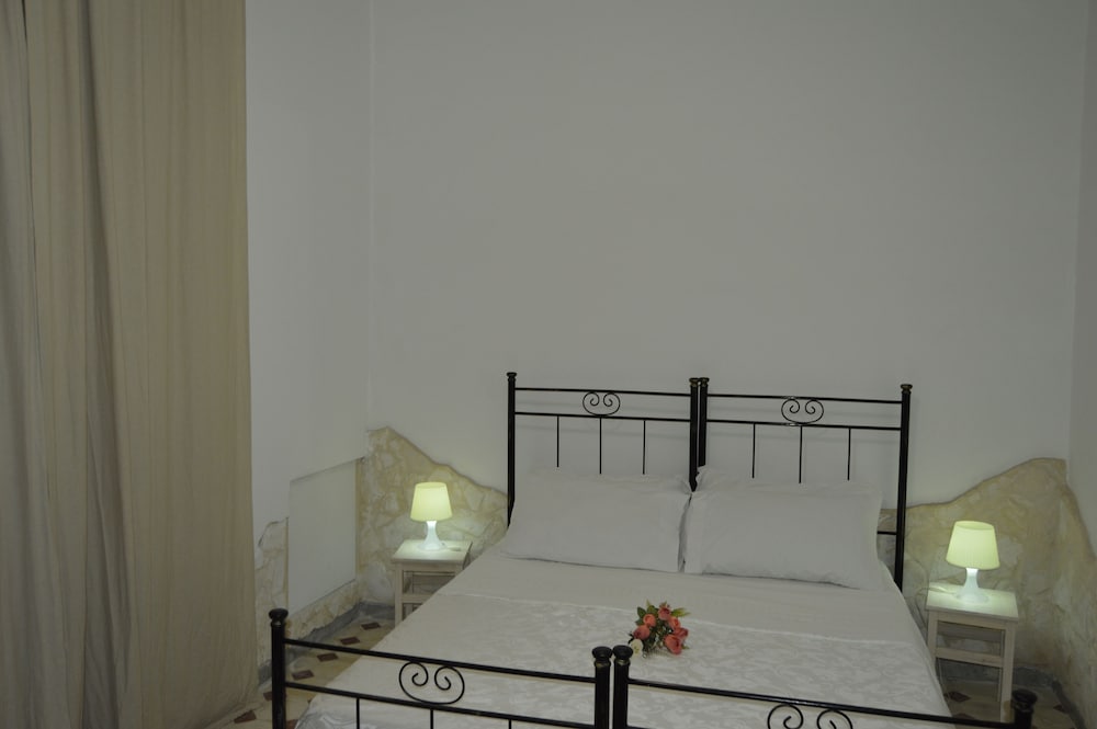 Photo 28