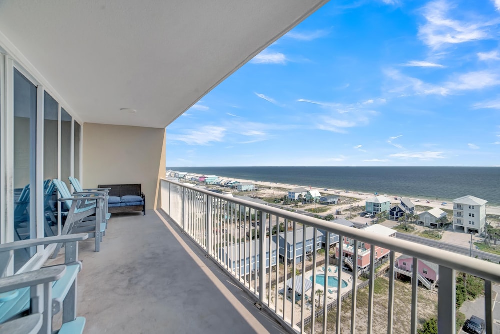 Sanibel 1105