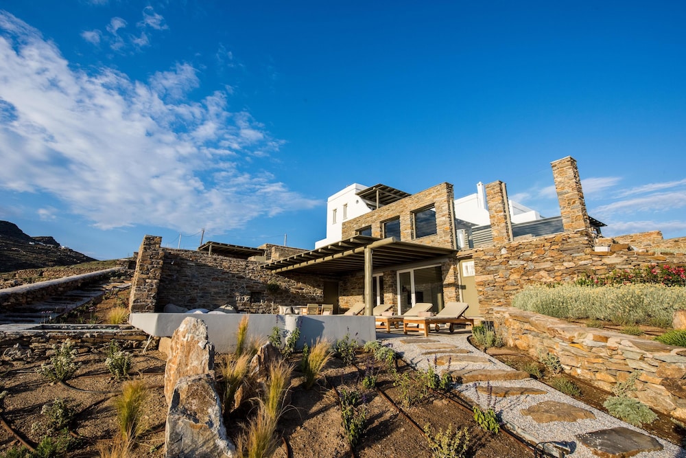 Vathi Bleu Private Villas