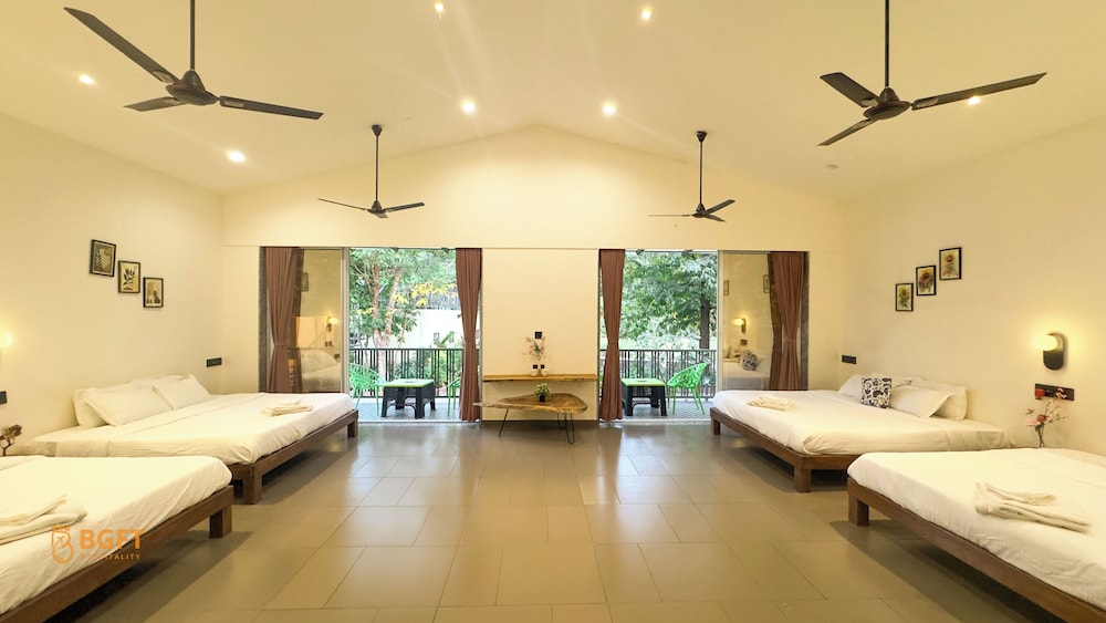 Mountain Woods Farm Stay
