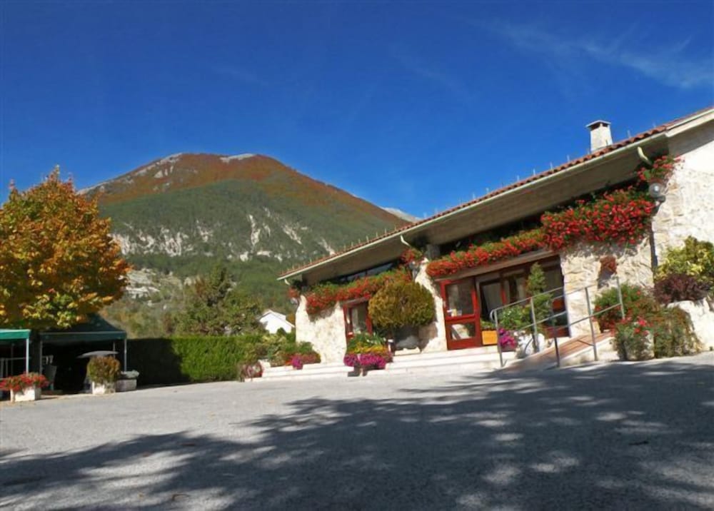 Albergo Ristorante Il Pescatore view 3