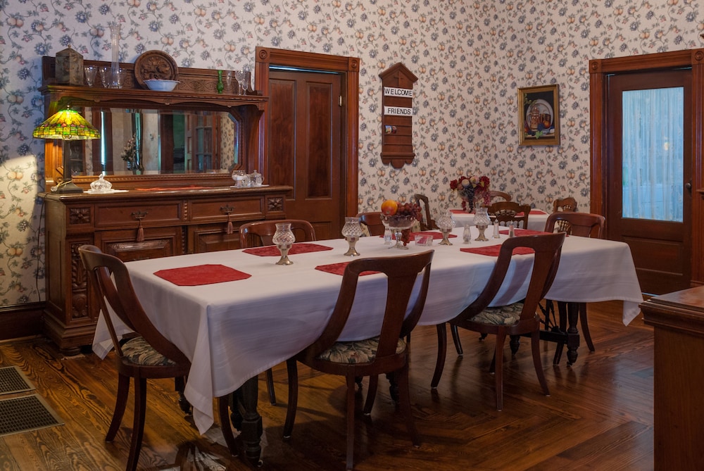 Courthouse Inn B&B