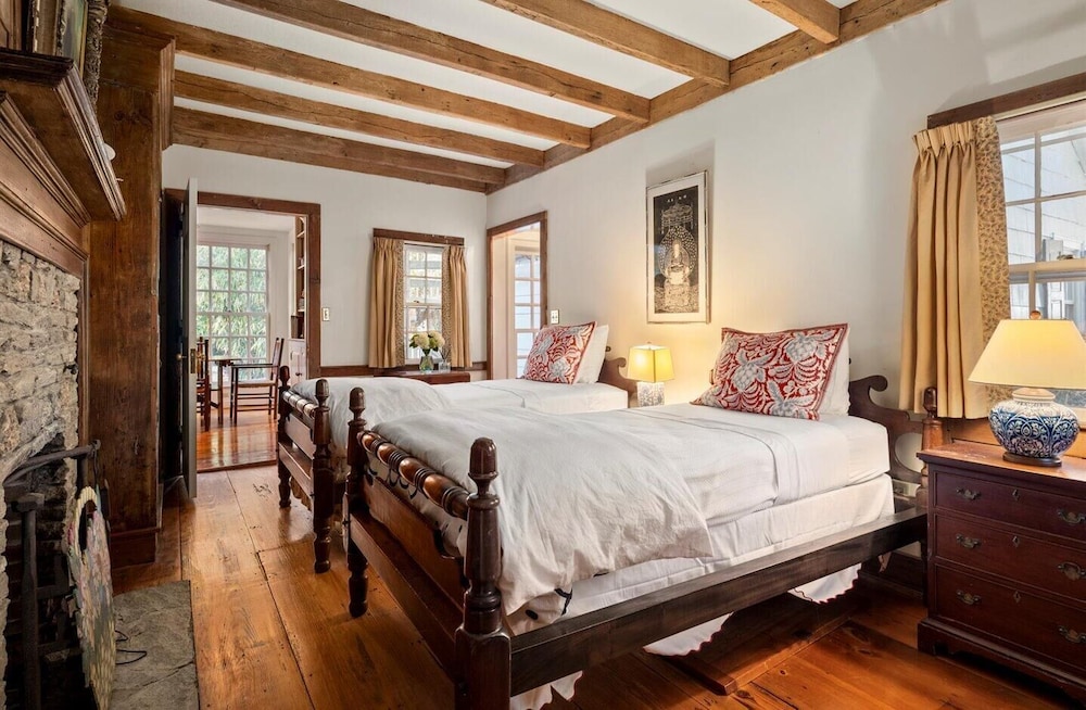 Henlopen Avenue 69