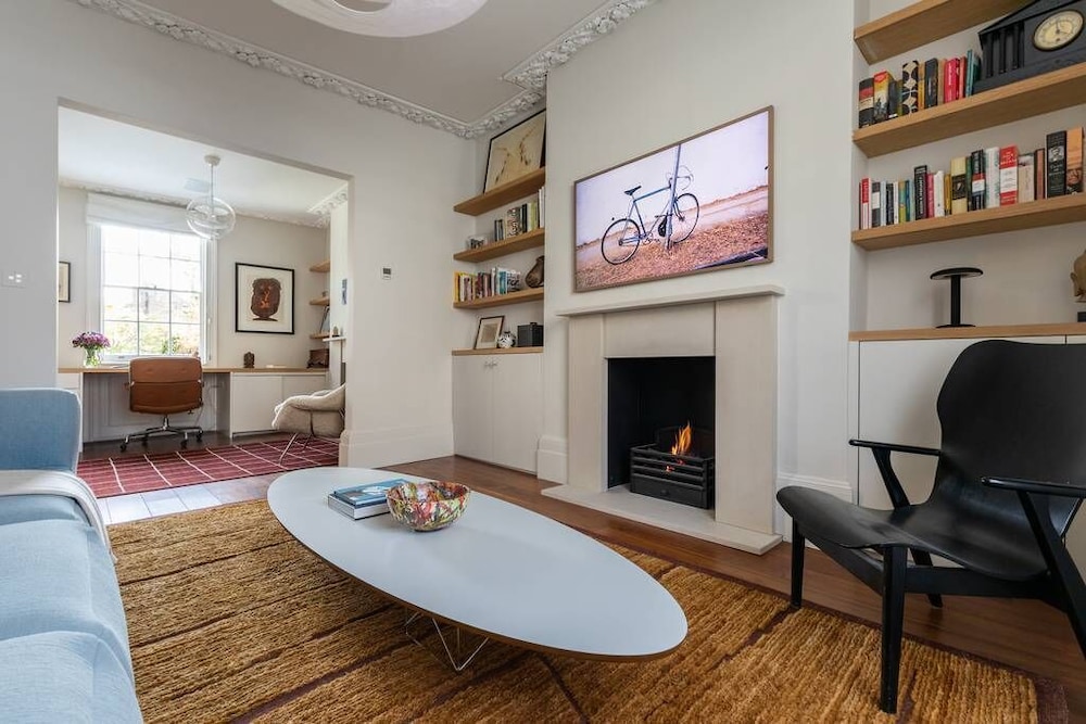 Albert Street V by Onefinestay