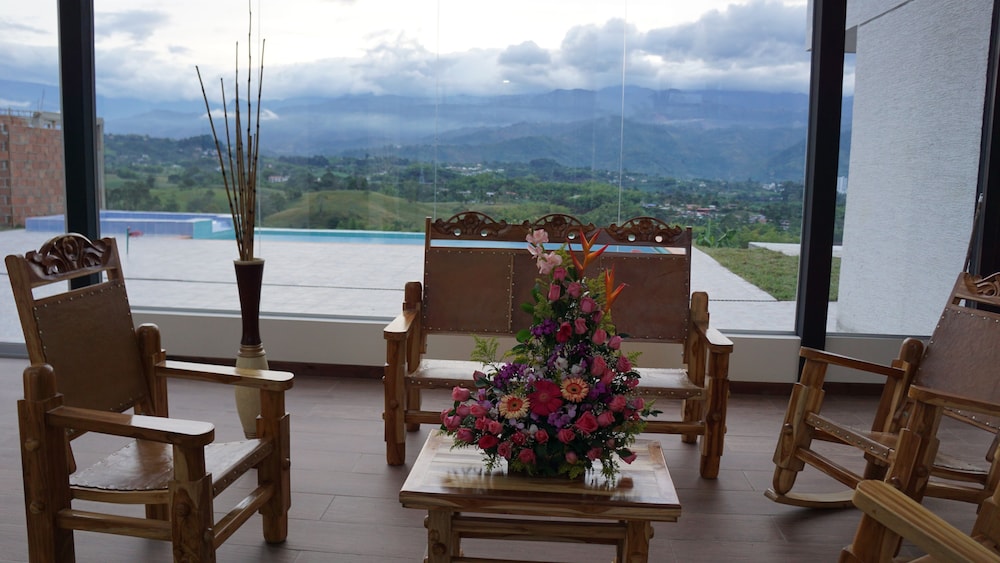 Villa Alejos