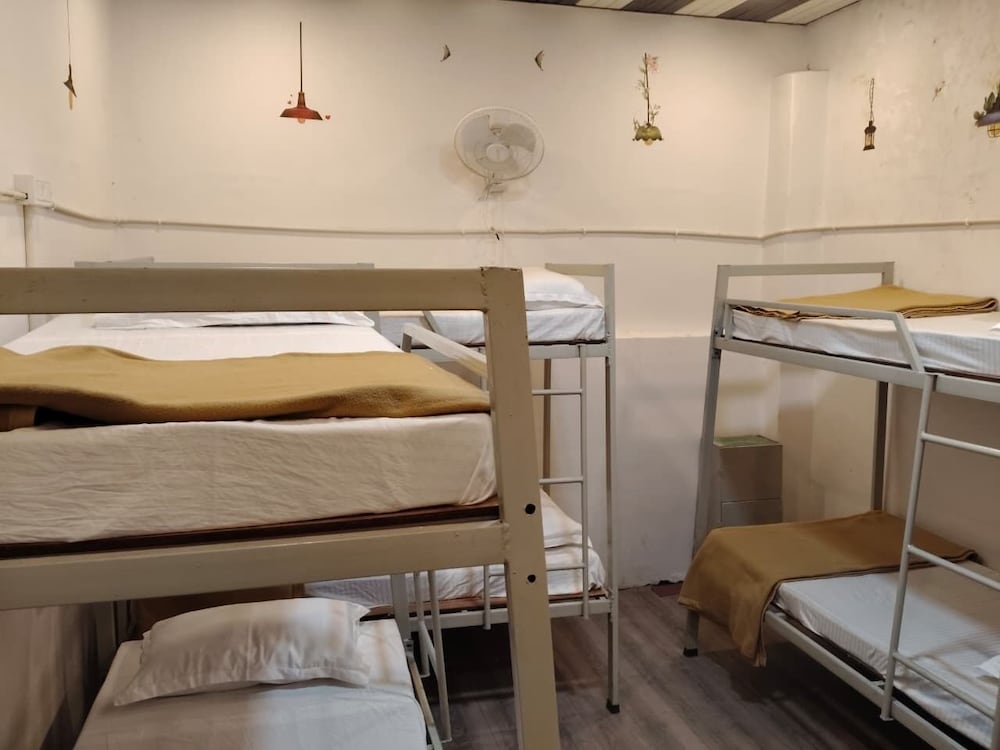 ORAMA STAYS - Dormitory