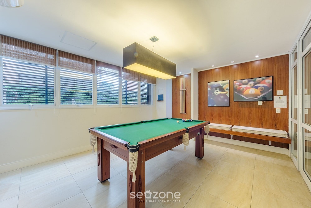 Apt With Balcony 750m From Batman Alley Pdm0208