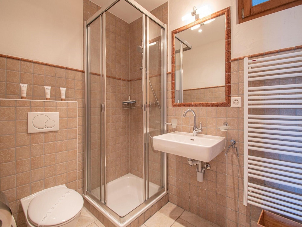 Chalet in Veysonnaz With hot tub