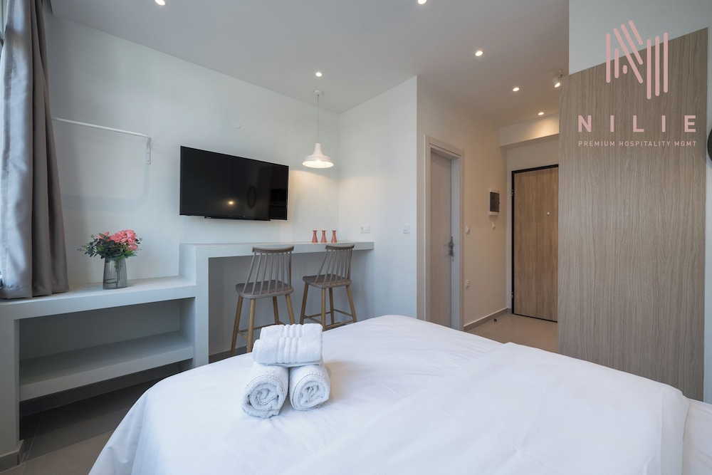 INsite Nilie Hospitality MGMT