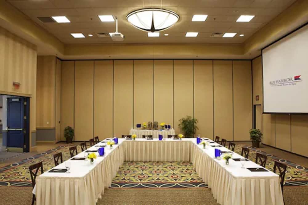 Blue Harbor Resort and Conference Center view 4