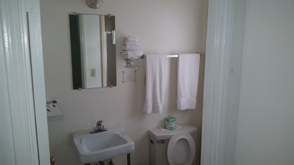 Willows Vacations - Blue Gum Motel - Property Image 20