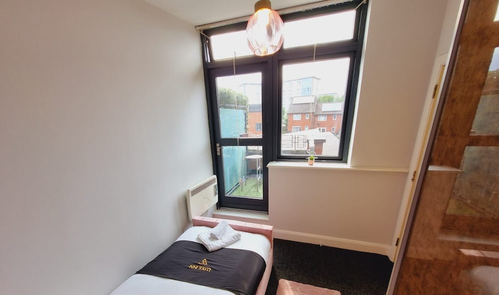 Bull's Ring 3bed Penthouse City Centre view 3