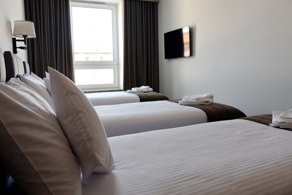 Dom Nazaret - Close to Airport 24h