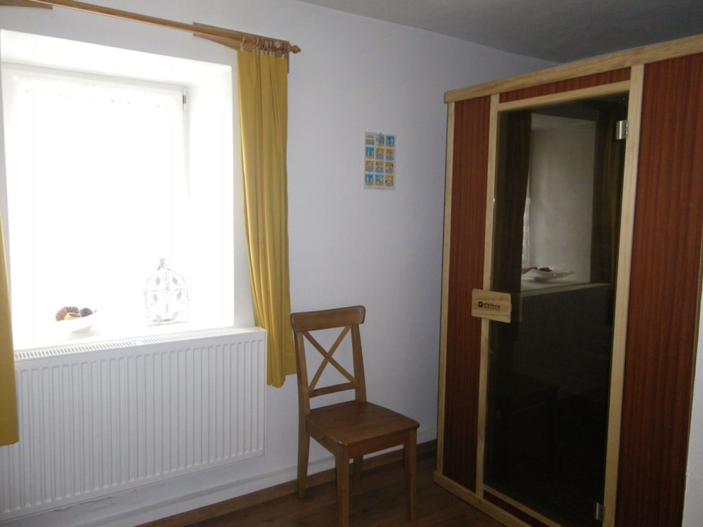 Photo 37