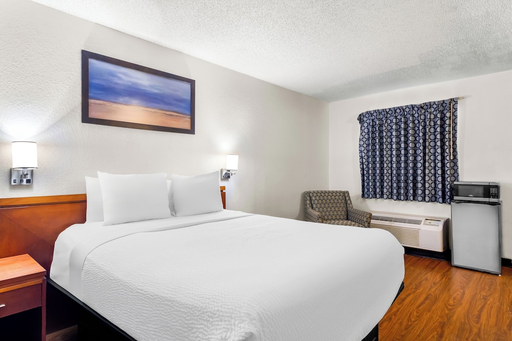 Homestay Inn & Suites
