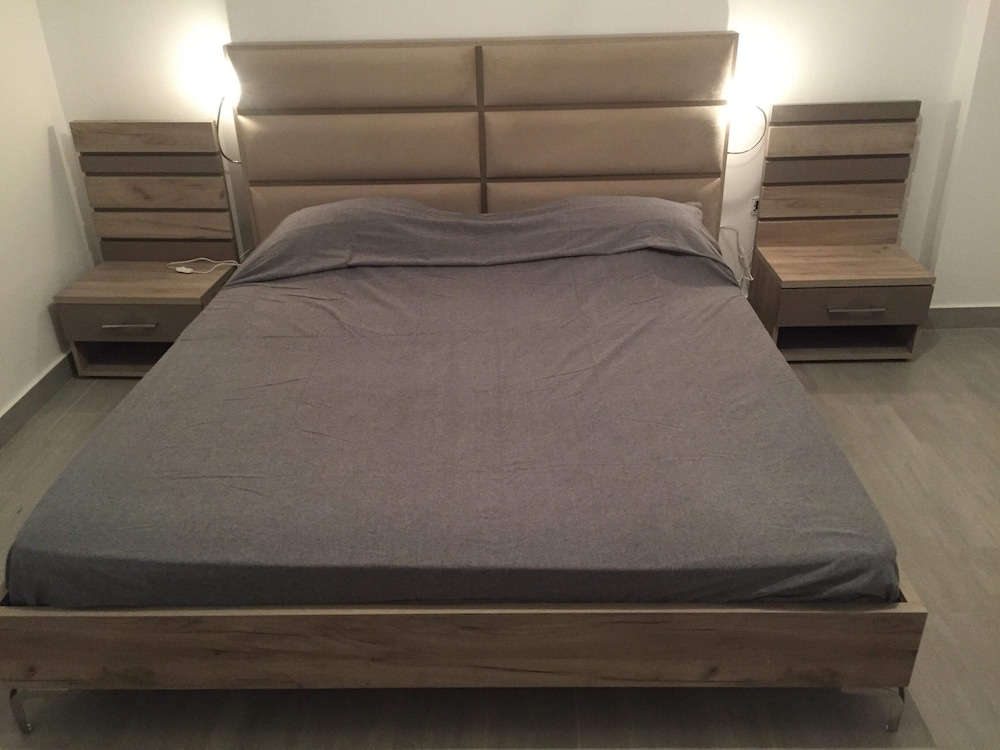 Altavista Appartment