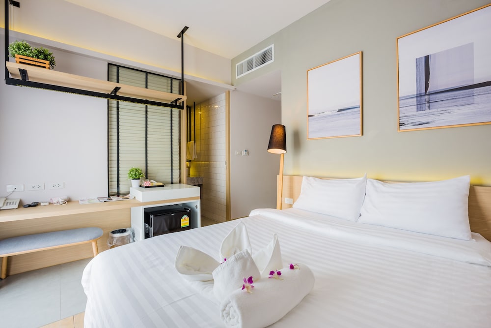 Snoozz Hotel - Hostel