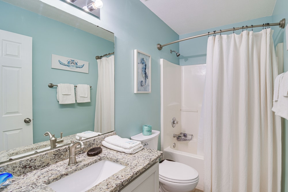 5 Mi to Gulf Beaches: Coastal Alabama Home
