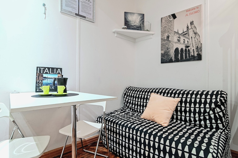 Chic apt near Duomo di Como