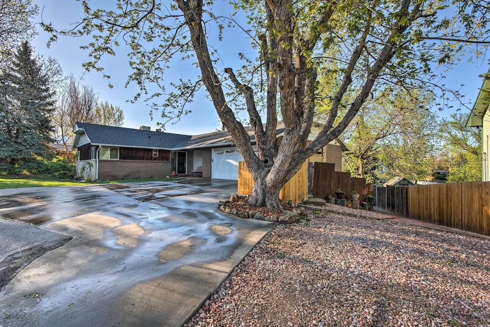 Lakewood Studio Near the Denver Zoo w/ Fire Pit! - Property Image 5