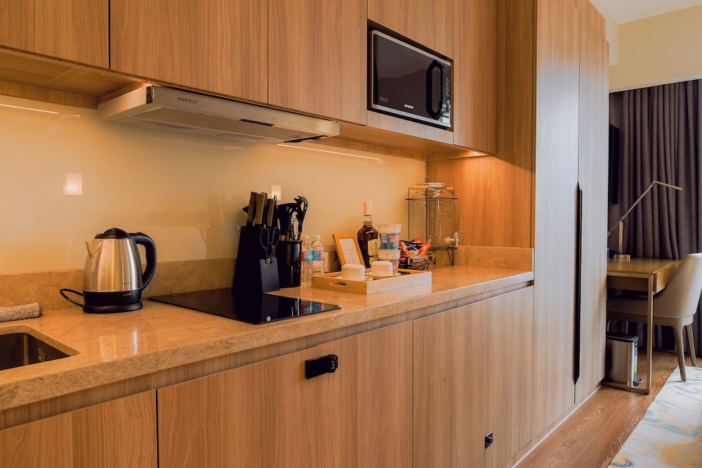 Hotel Residences at Acqua