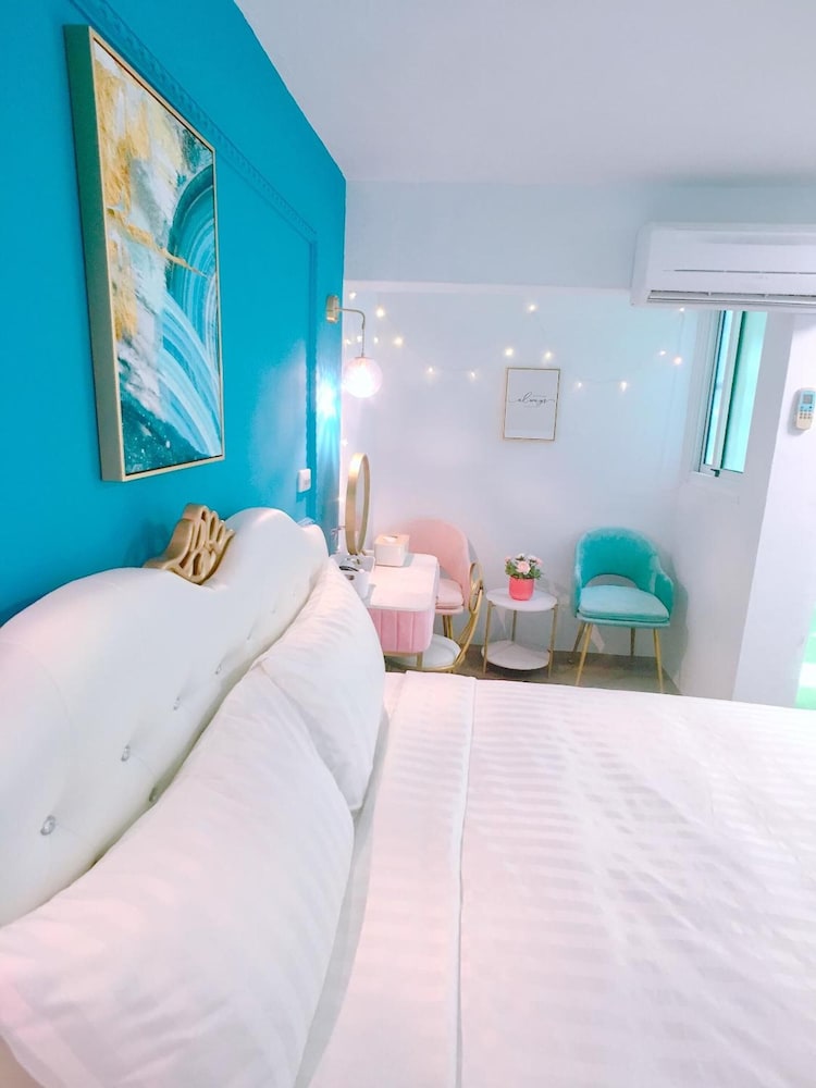 Cape 42 Hostel I