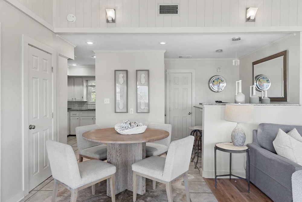 Beach Retreat w/ Sundeck, Golf Cart & Bikes Bungalow House by Avantstay