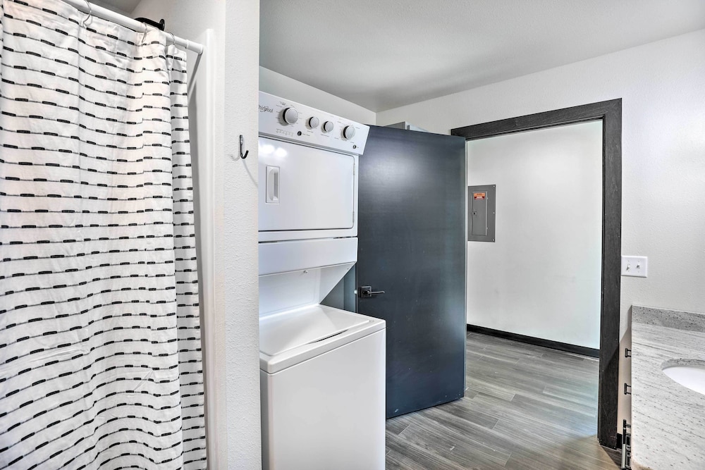 Lake Norden Apartment w/ Spacious Balcony! - Property Image 12