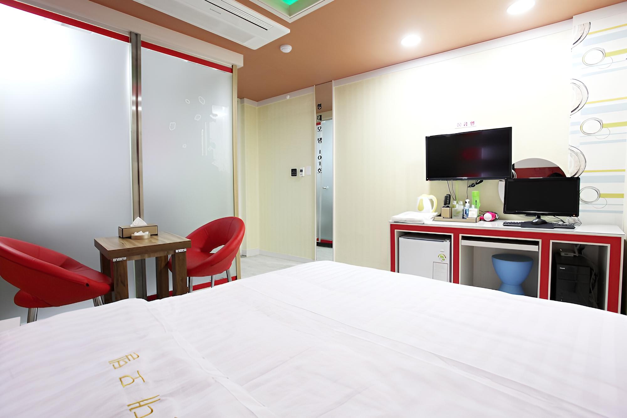 Wangsimni Hyeondae Motel view 5