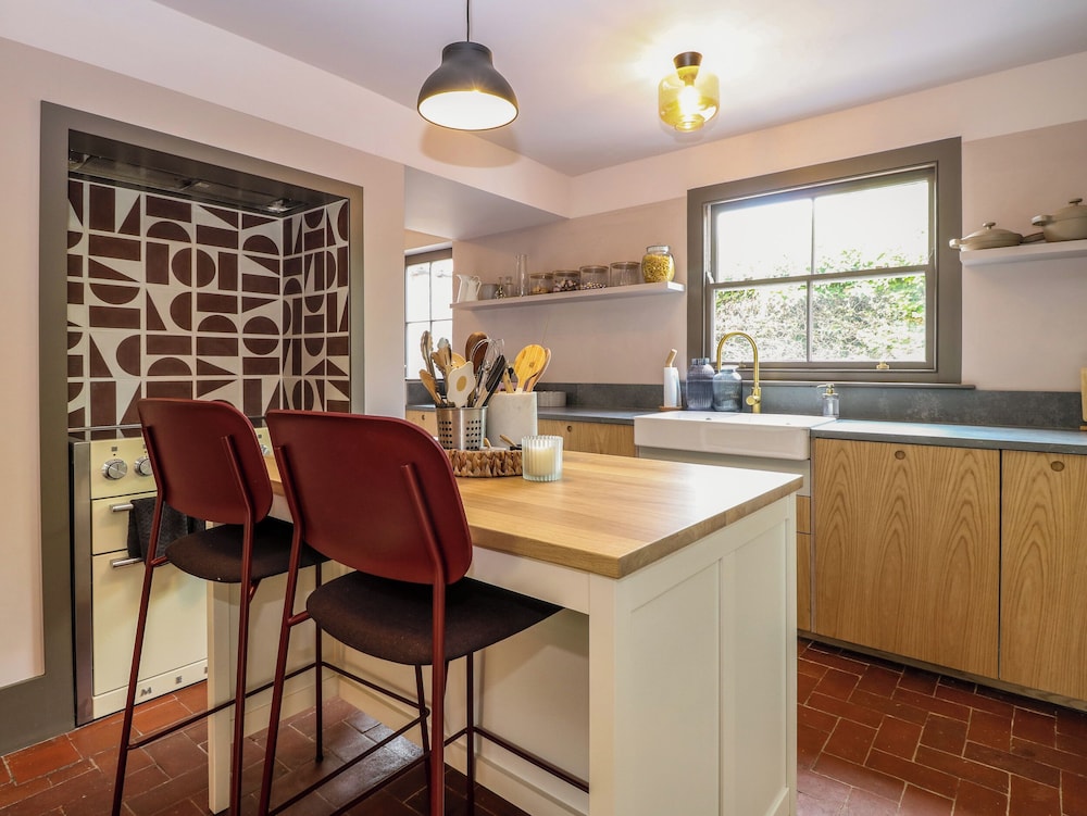 Oak Cottage