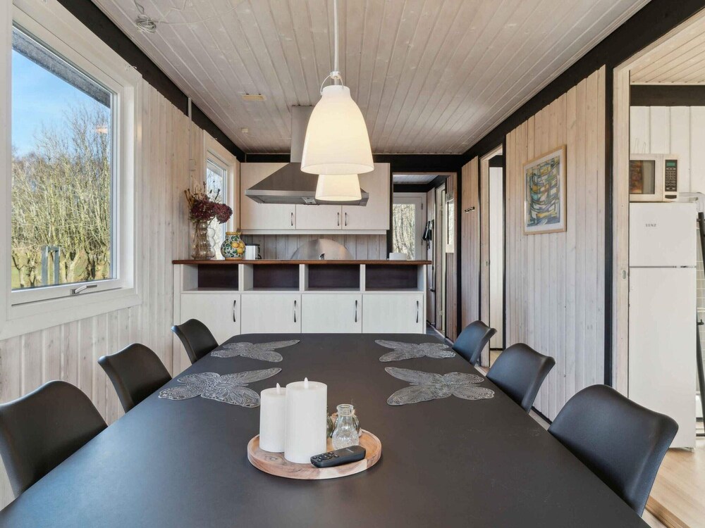 5 Star Holiday Home in Ronne