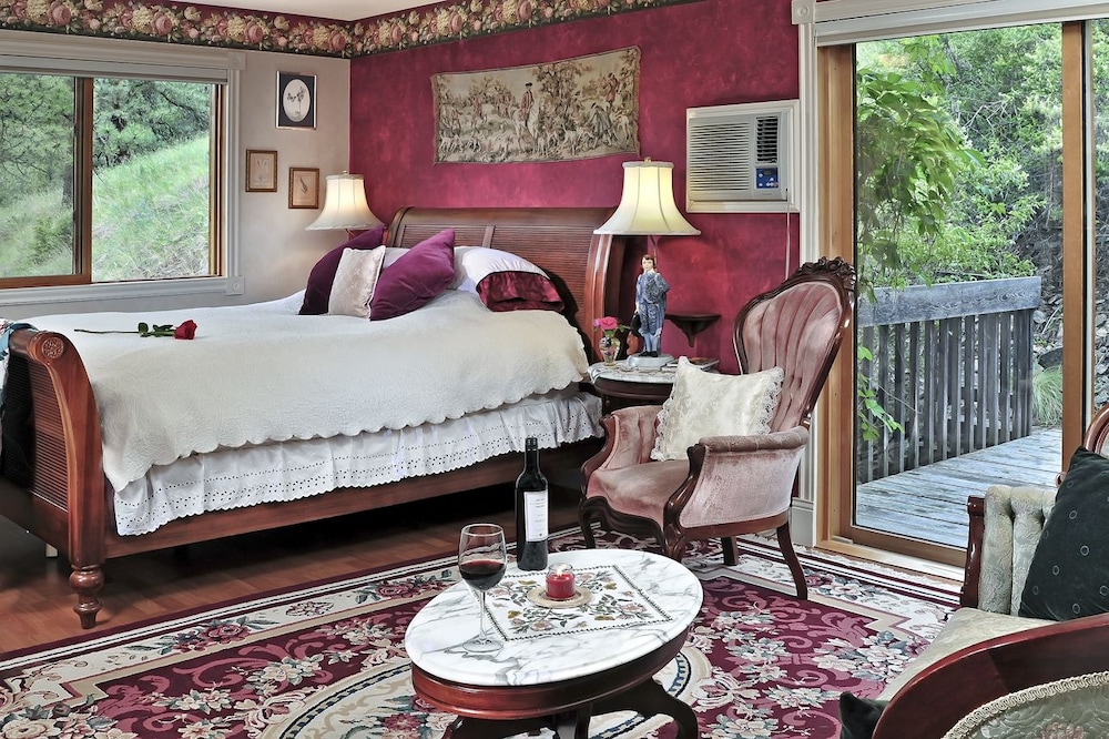 Blue Mountain Bed & Breakfast view 3
