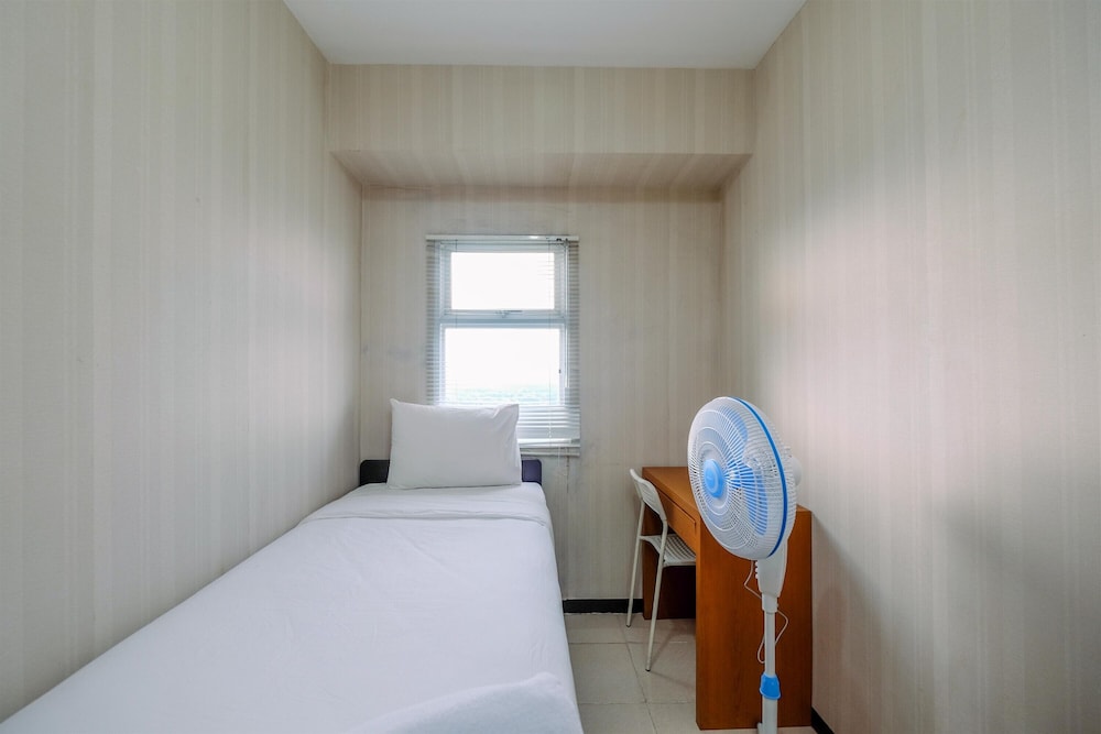 Comfort And Cozy Living 2Br Bogor Valley Apartment
