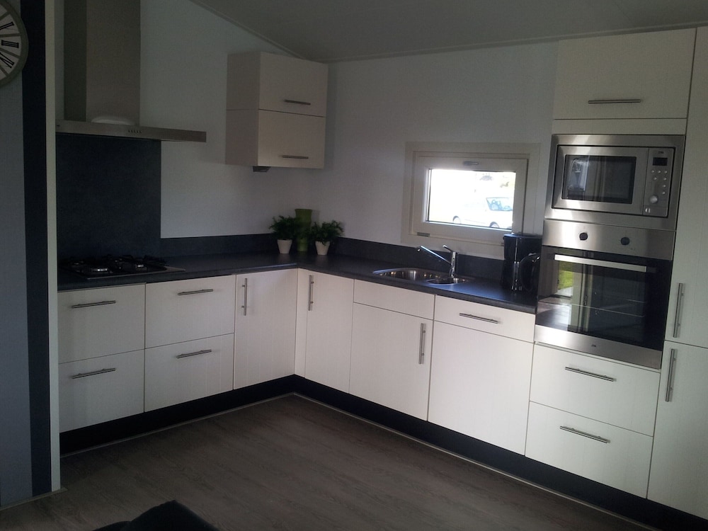 Well-kept Chalet not far From the Biesbosch