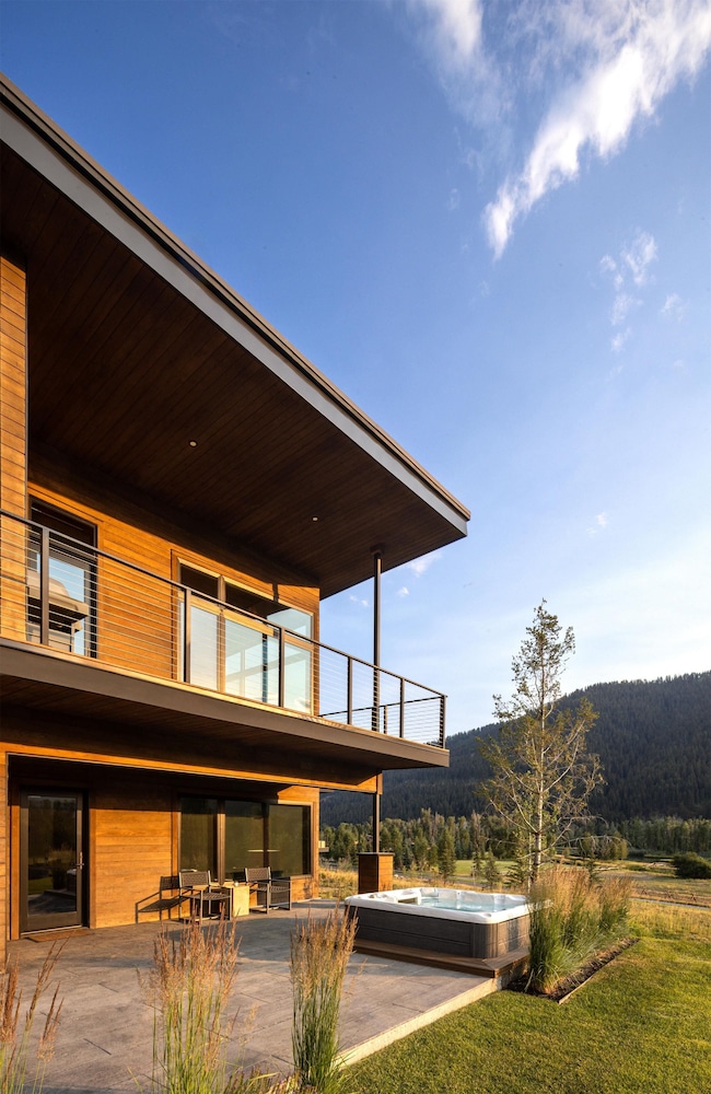 The Cabins At Snake River Sporting Club