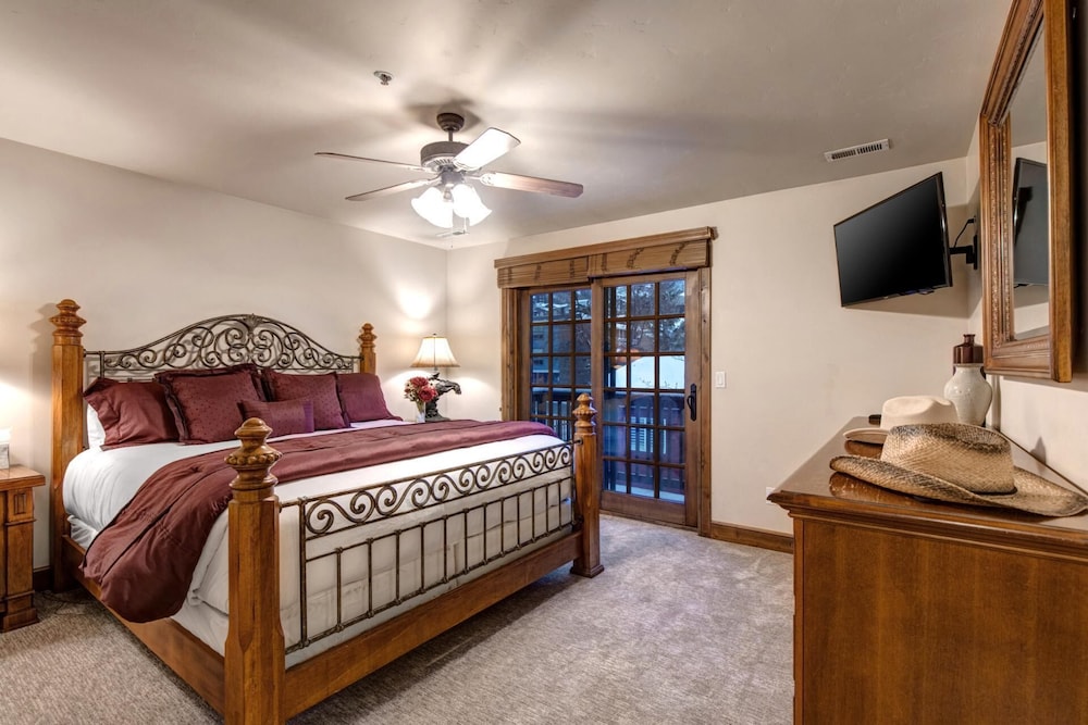Park City KBM Resorts Walk To Main Street And To Park City Mountain, Hot Tub, On Free Citywide Bus Route 2 Units, 8 Bedrooms Ml-1341