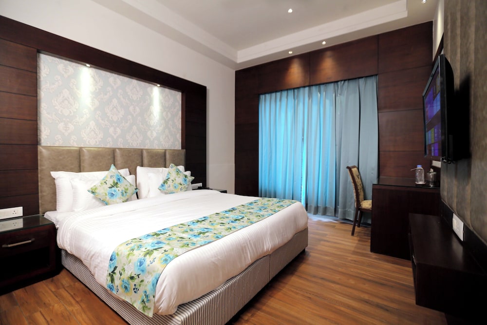 The Stella Hotel & Resort view 2